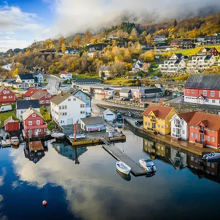 Fjordside Escape - Spacious With Amazing Views Apartament *