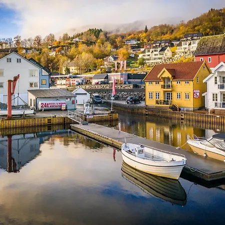 Apartament Fjordside Escape - Spacious With Amazing Views *