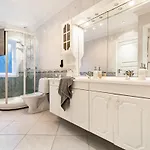 Fjordside Escape - Spacious With Amazing Views 아파트 *